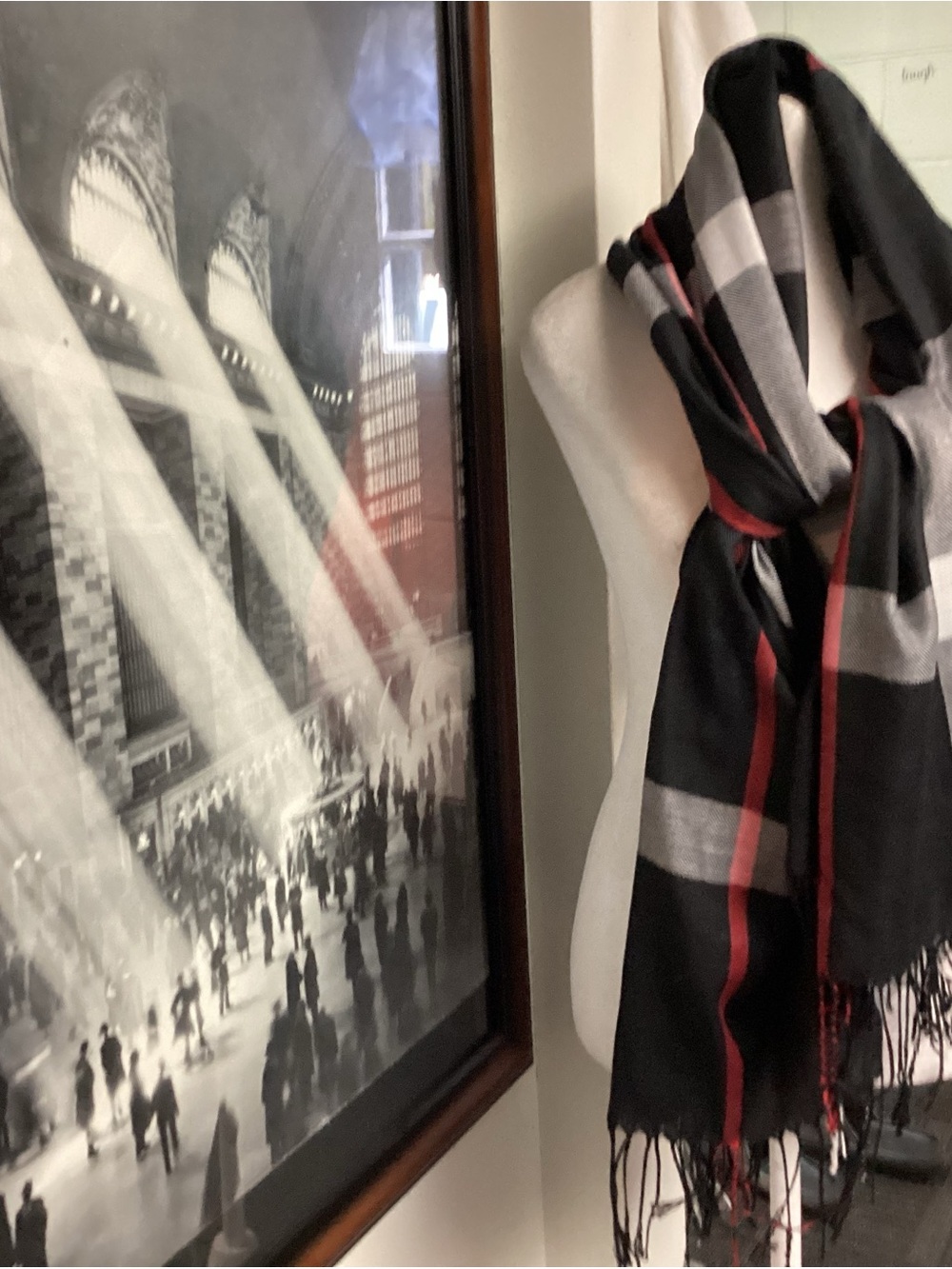 Black, Gray & Red Men's Plaid Scarf - Classic Winter Accessory